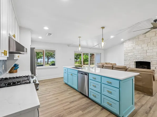 114 Agarita Dr, Burnet, TX 78611