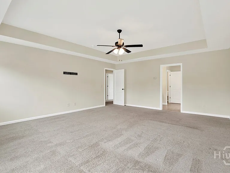 120 Annie Dr — Photo 36