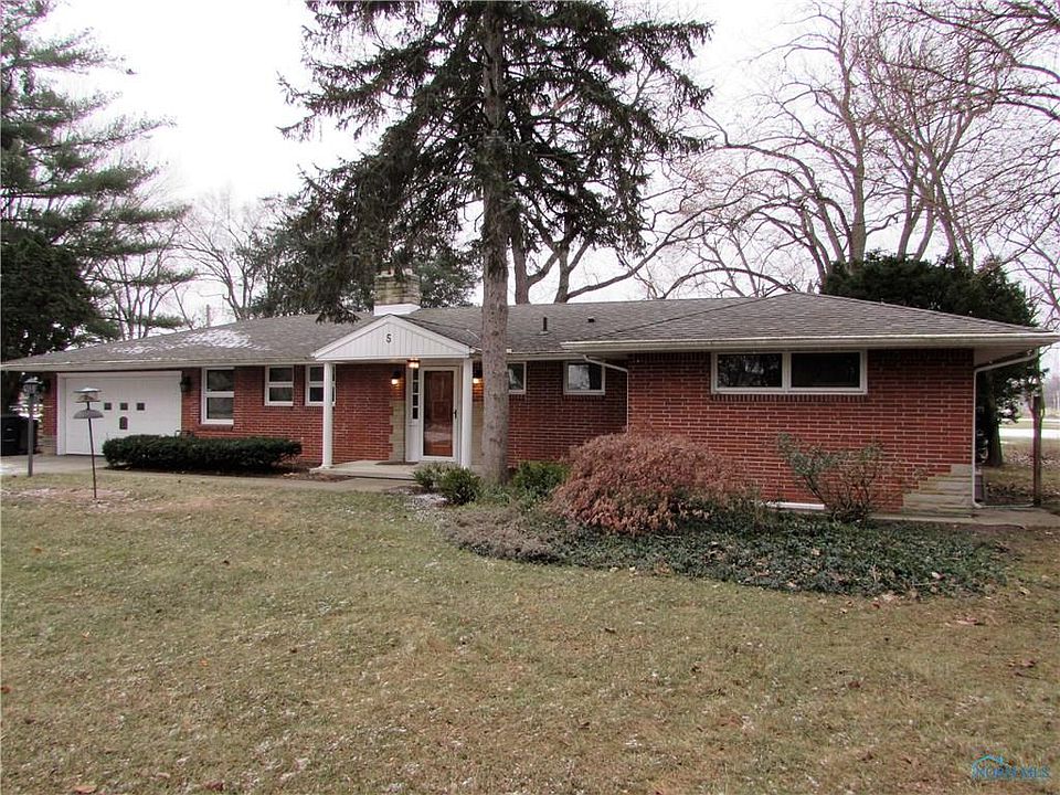1st image of 5 Leitman Dr