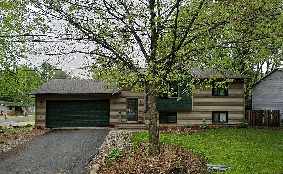 1st image of 42 McGregor Ave S