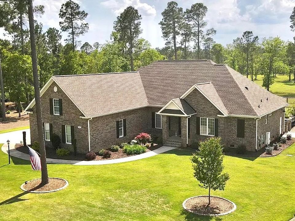 1st image of 597 Wentworth Cir