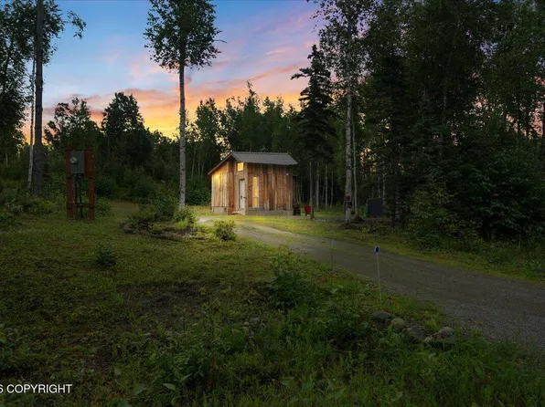 781 N Tammy Ln, Wasilla, AK 99623