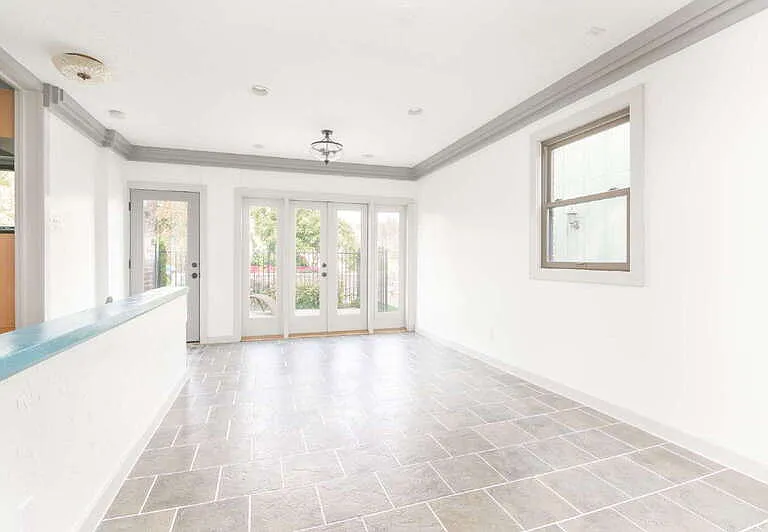 1505 E Jefferson St — Photo 4