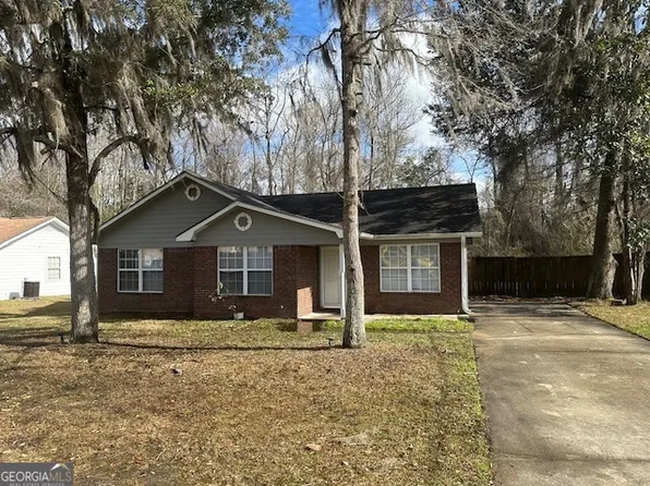 8 Bluebird Dr SE, Allenhurst, GA 31301
