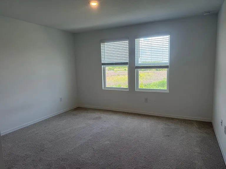 11820 Glenside Ter — Photo 27