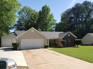 105 Woodridge Cir, Lagrange, GA 30241