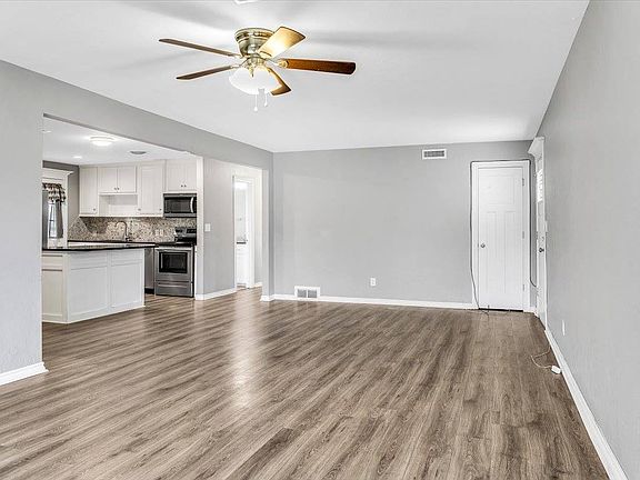 3rd image of 12 NW 55th St