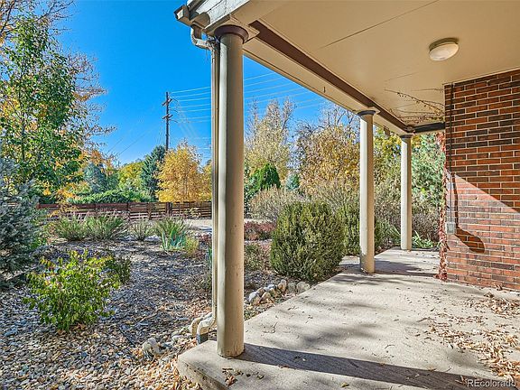 4th image of 7221 E 6th Avenue Parkway