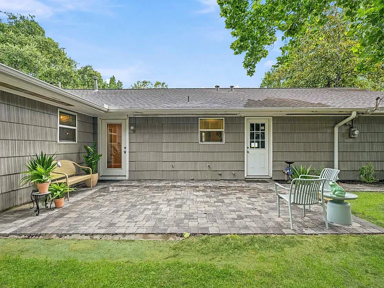 4614 Hummingbird St — Photo 36