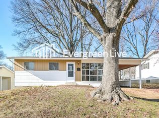 7009 Richwood Ln, Hazelwood, MO 63042