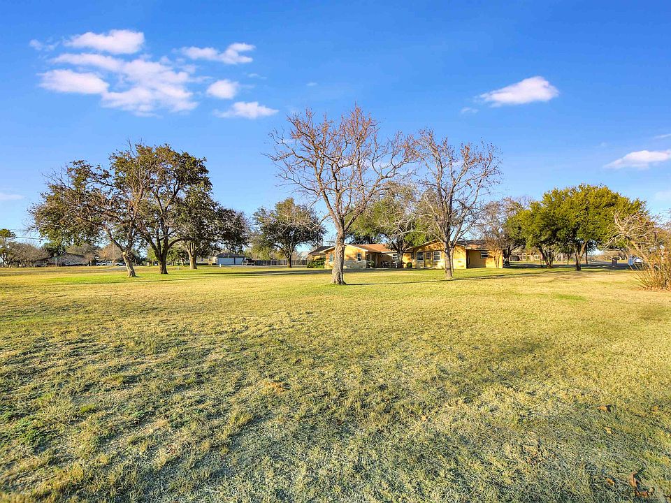 1st image of 107 Chaparral Drive