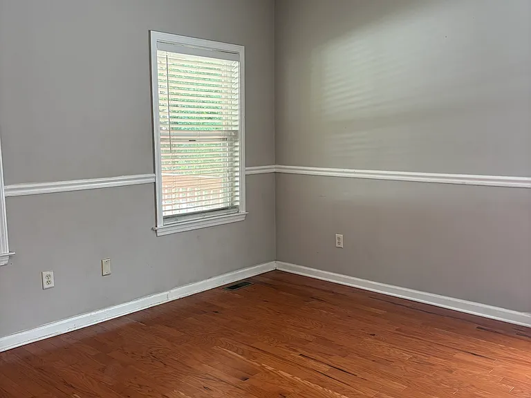 403 Saint Dunstans Ct — Photo 24