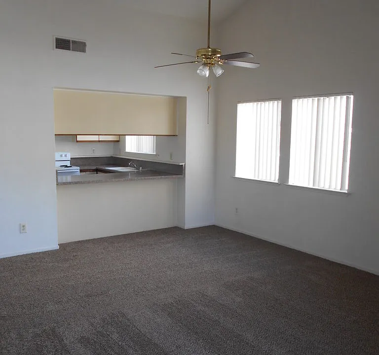 3318 W Shields Ave #101