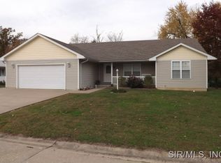 805 Wabash St, Jerseyville, IL 62052