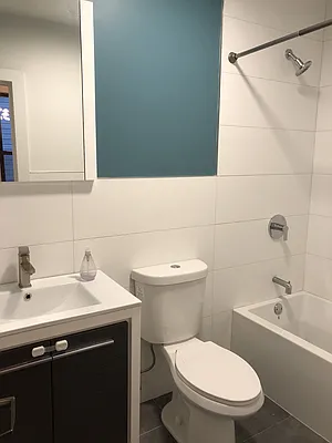 Rented by Nooklyn NYC LLC | media 18