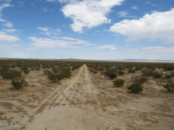 23453208007 94th St, California City, CA 93505