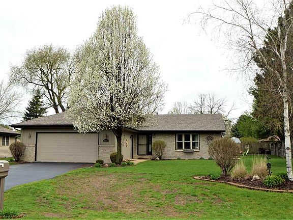 2nd image of 4970 Minns Dr