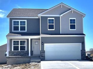 21715 S Madison St, Spring Hill, KS 66083