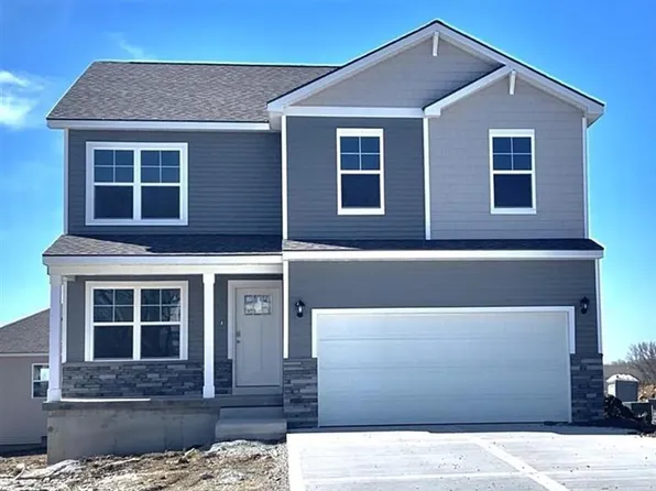 21715 S Madison St, Spring Hill, KS 66083