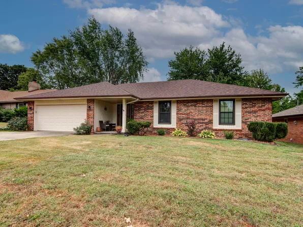 814 E Deerfield Street, Springfield, MO 65807