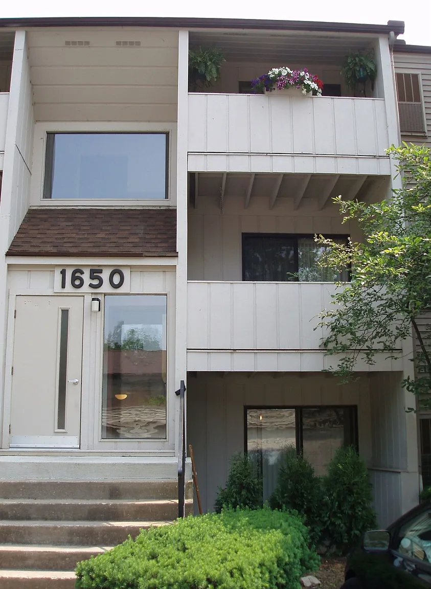 1650 Windmill Ln #138 photo 1