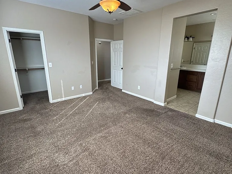 3237 N Winslow St — Photo 17