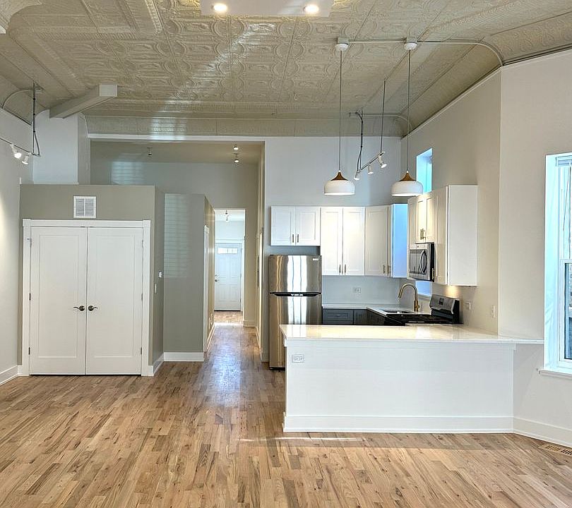 Pilsen 21st St 2241 W 21st St Chicago IL Zillow