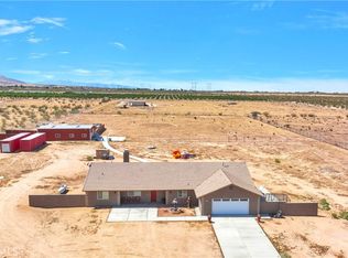 10820 La Mesa Rd, Apple Valley, CA 92308