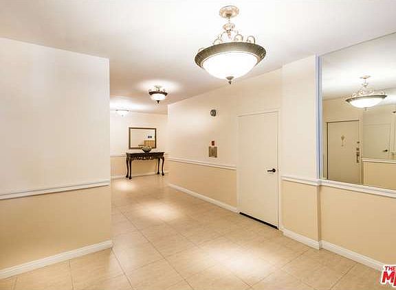3rd image of 4443 Ventura Canyon Ave APT 107