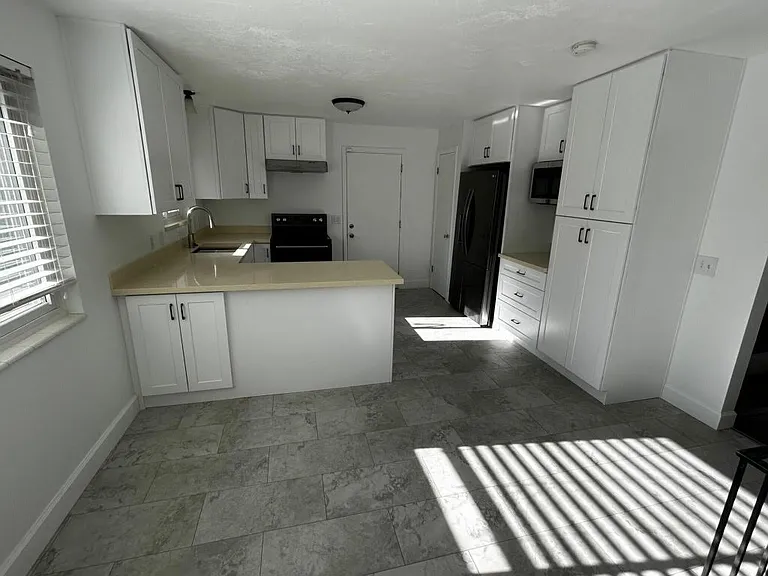 Newly Remodled Kitchen