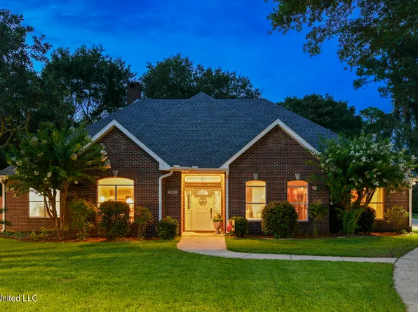 2536 Longwood Ct, Biloxi, MS 39531