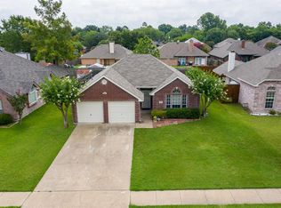 914 Concord St, Forney, TX 75126