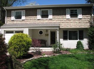 92 Rieder Rd, Spotswood, NJ 08884