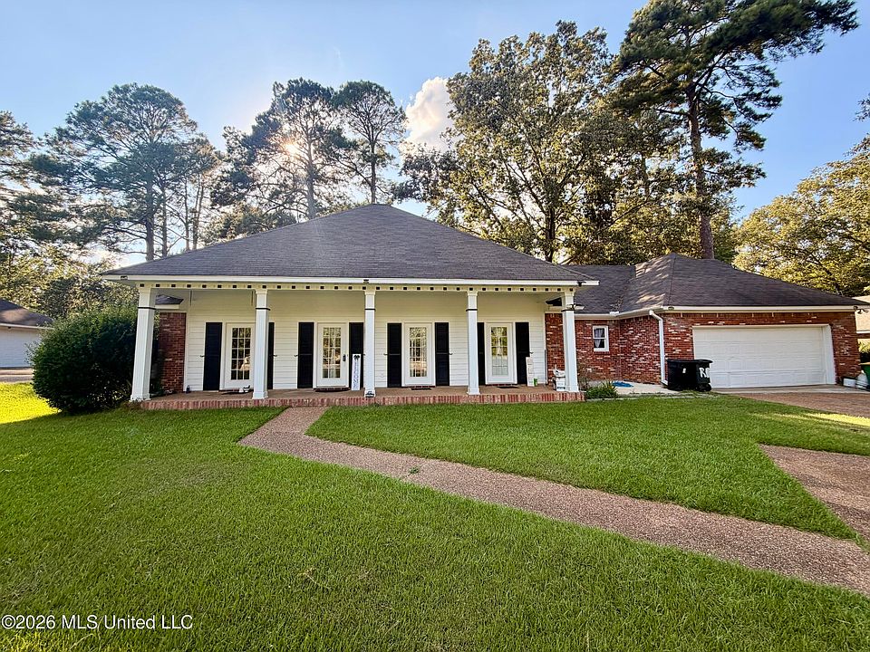 1st image of 207 S Pear Orchard Rd