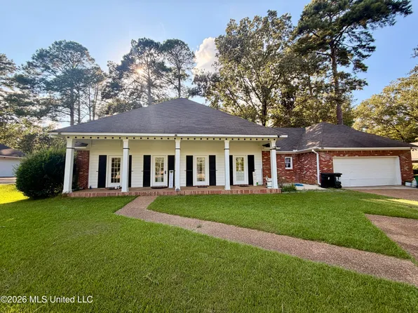 207 S Pear Orchard Rd, Ridgeland, MS 39157