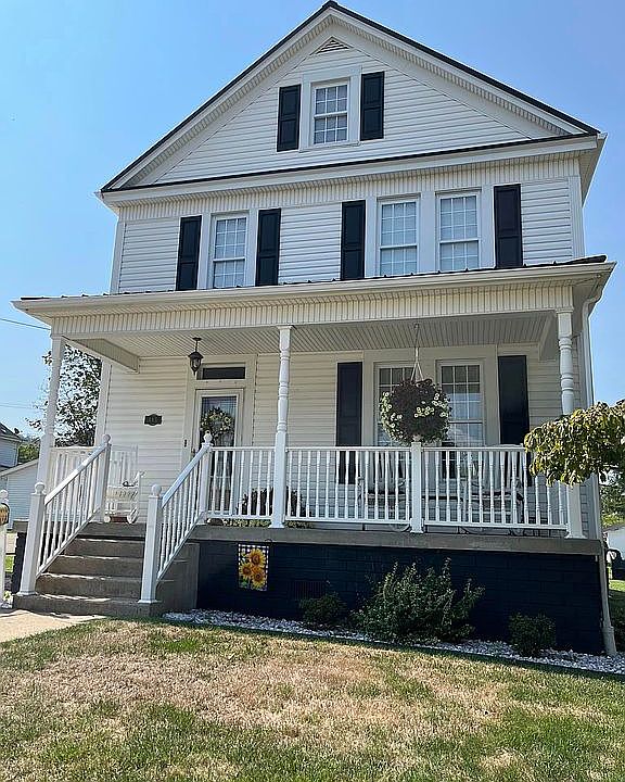 1st image of 315 7th St