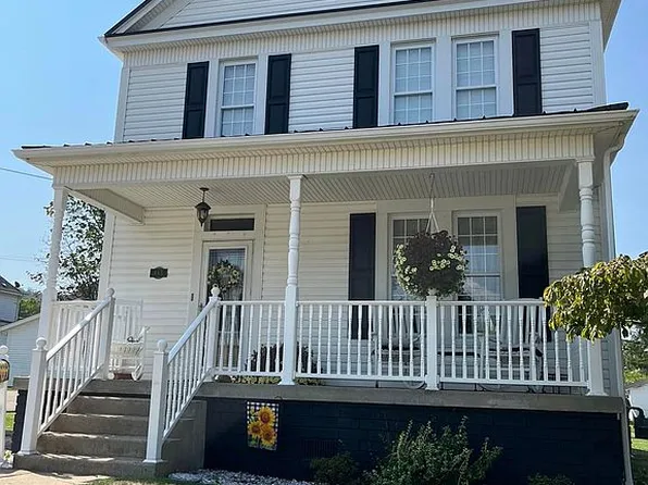 315 7th St, Glen Dale, WV 26038