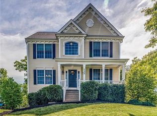 132 Springhill Dr, Oakdale, PA 15071