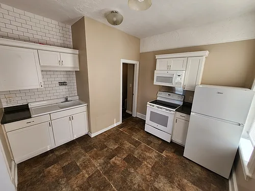 36 Pine St #3F Photo 1