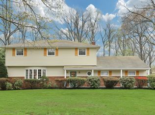 756 Janice Ct, Wyckoff, NJ 07481