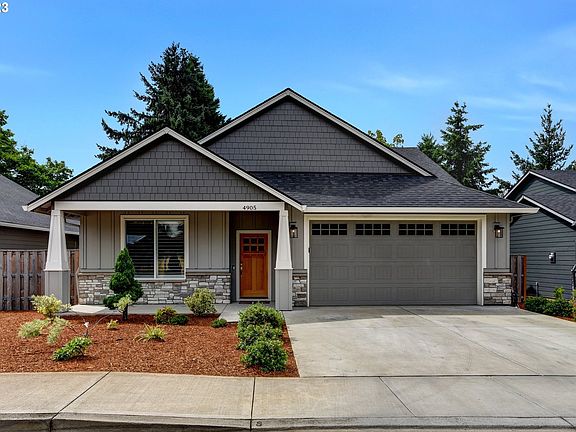 2nd image of 4905 NE 41st St