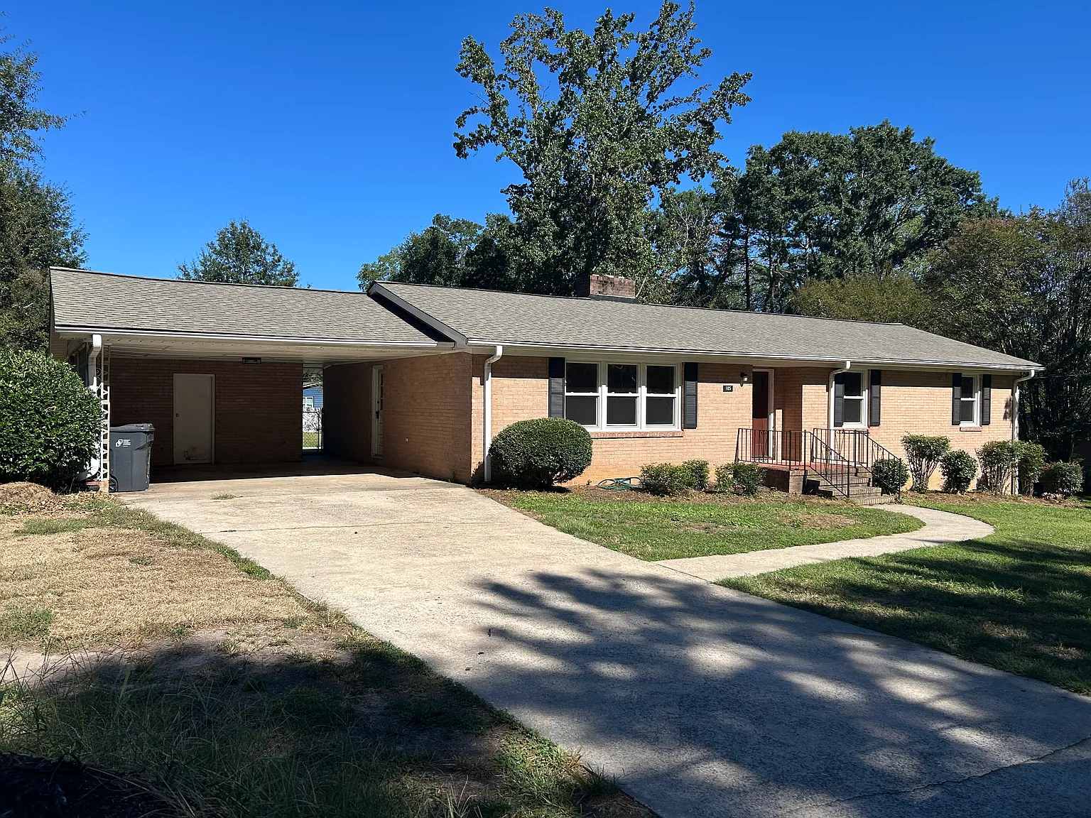 3 bed, 1700 sqft, $2,225 — Photo 3