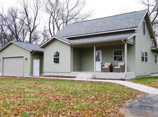 24187 3rd St, Trempealeau, WI 54661