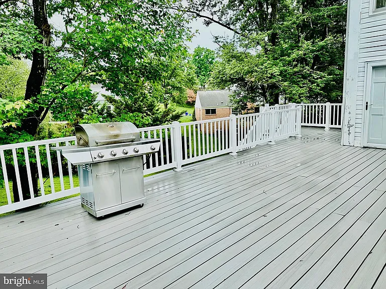 9124 Wandering Trail Dr — Photo 23