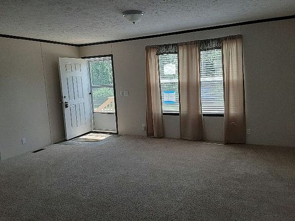 3rd image of 80 Hollywood Dr #316