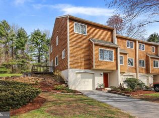 201 S Point Dr, Chadds Ford, PA 19317