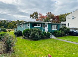 28 Hardy Pond Rd, Waltham, MA 02451