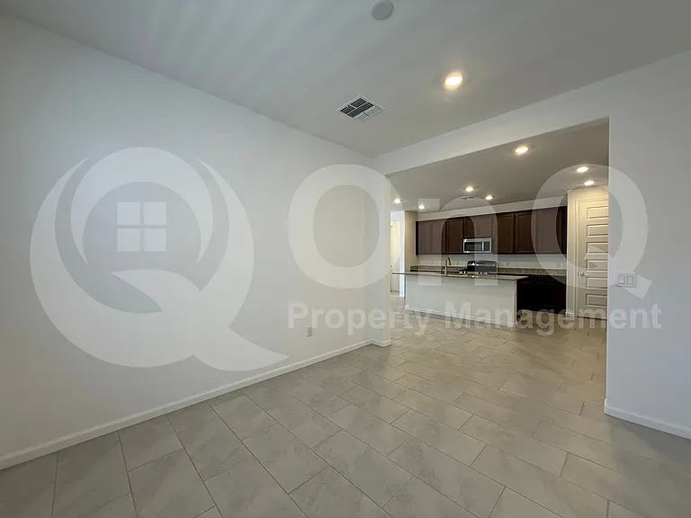 6704 E Caminito La Piscina — Photo 21