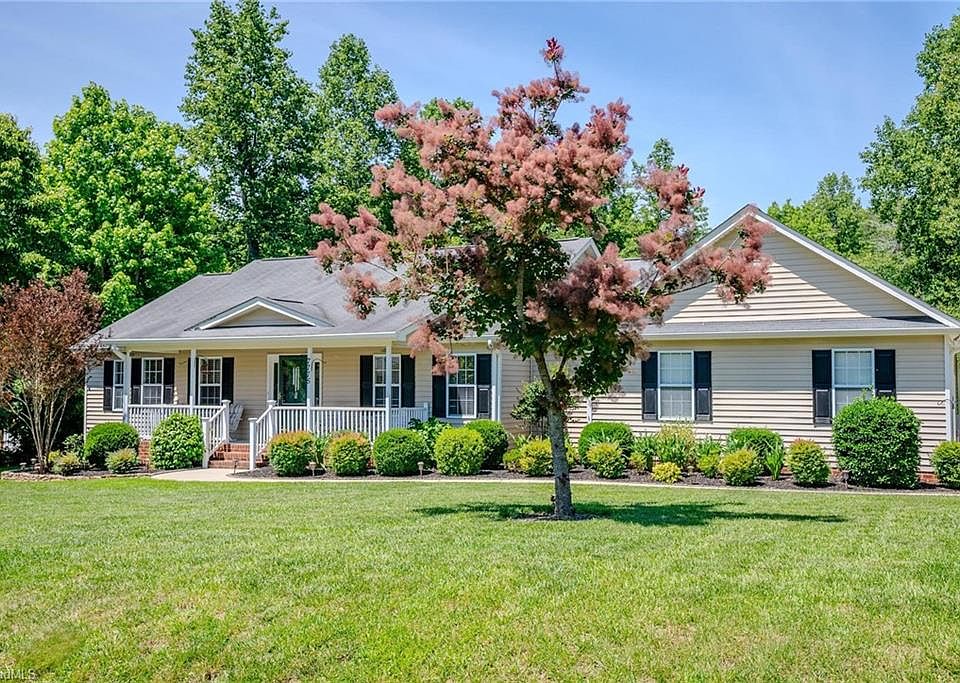 1st image of 7775 Springdale Meadow Dr