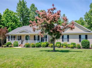 7775 Springdale Meadow Dr, Stokesdale, NC 27357